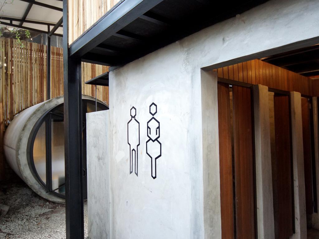 Container 3*