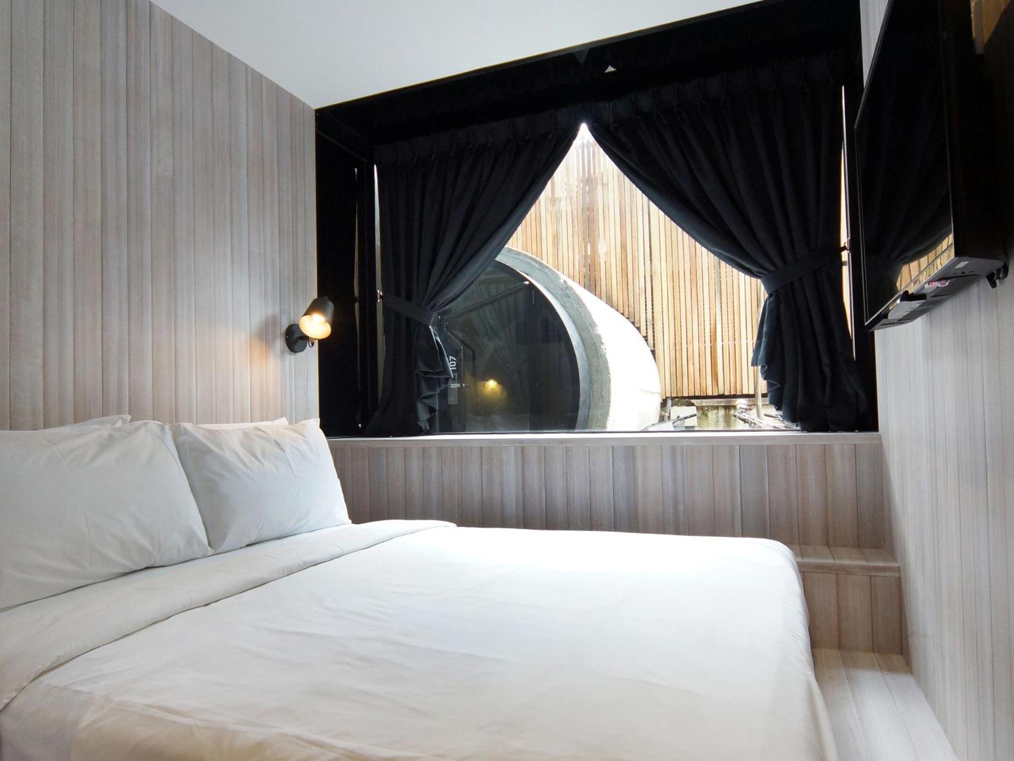Hotel Container
