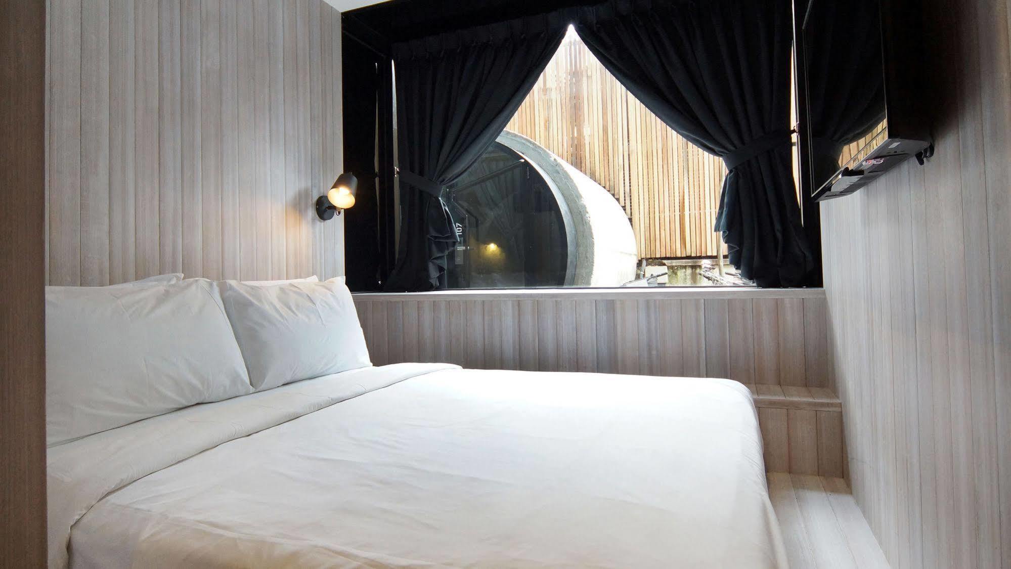 Hotel Container