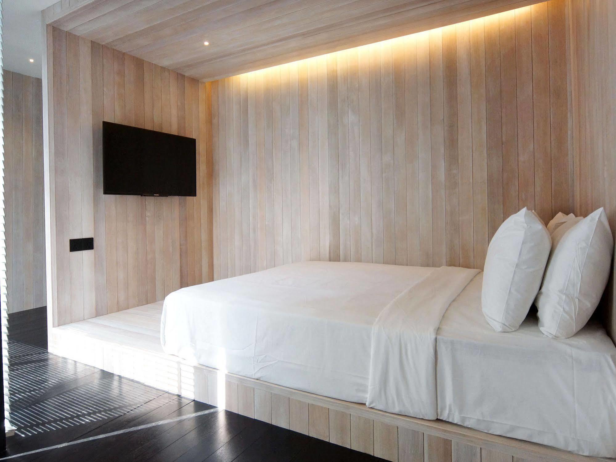 Container Hotel 3*